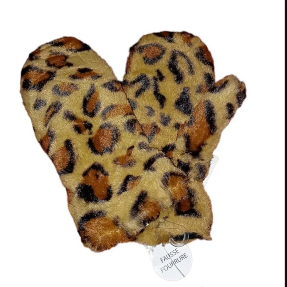 Tucker + Tate Kids Faux Fur Leopard Print Mittens - Tan, Brown, Black